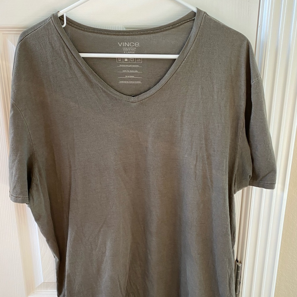 Vince V neck tee